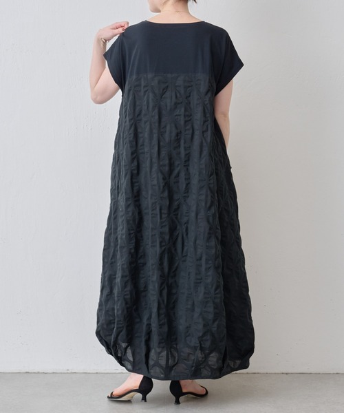 【新品未使用】ビアズリー ドットリップルワンピース(1）フレンチ袖 BEARDSLEY（ビアズリー）の「ドットリップルワンピース