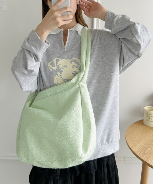 Loueme(ルエム)の「ふくれジャガードショルダーバッグ(ショルダーバッグ・レディース・ピンク/ブラック/ライトグリーン/アイボリー・FREE)」の16枚目の写真