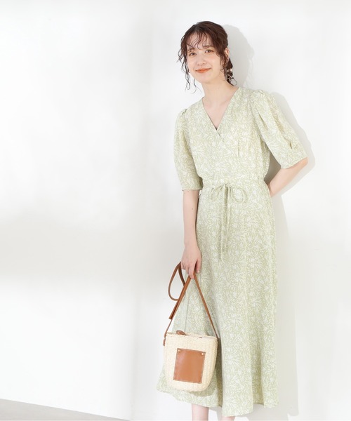 N.(N. Natural Beauty Basic)(エヌエヌナチュラルビューティーベーシック)の「◆フラワープリントカシュクールワンピース(ワンピース・レディース・オフホワイト/ブラック/ライトグリーン・MEDIUM)」の14枚目の写真