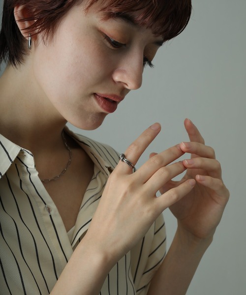 ORLEAN(オルレアン)の「【ORLEAN】ノットデザインリング(リング・レディース・ゴールド/シルバー・11号)」の8枚目の写真