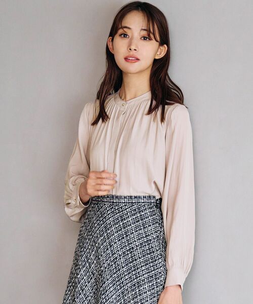 grove(グローブ)の「◆【洗える】ヴィンテージサテン長袖ブラウス(シャツ/ブラウス・レディース・アイボリー/ピンク/チャコールグレー/ブラック系/ホワイト系3/ライトグリーン・02/03/01/05/04)」の6枚目の写真