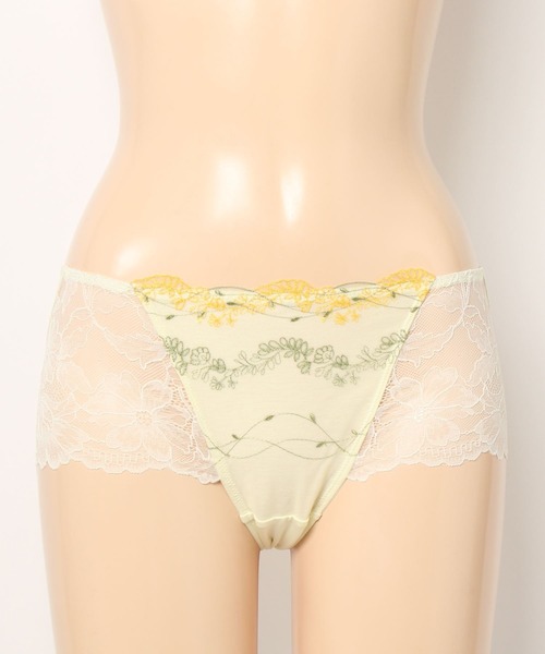 AMOSTYLE BY Triumph（アモスタイルバイトリンプ）の「ボーイズレングス フォレストフェアリー AMST1454 PT JX（ショーツ・レディース・イエロー/パープル/ブルー・L/M）」の11枚目の写真