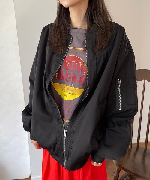 Mela(メラ)の「OVERSIZED MA-1(MA-1・レディース・シルバーグレー/ブラック/カーキ・XL/L/M)」の1枚目の写真