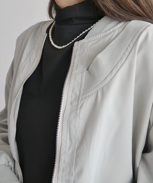 Mela(メラ)の「OVERSIZED MA-1(MA-1・レディース・シルバーグレー/ブラック/カーキ・XL/L/M)」の14枚目の写真