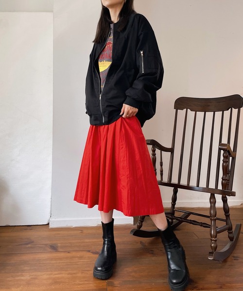 Mela(メラ)の「OVERSIZED MA-1(MA-1・レディース・シルバーグレー/ブラック/カーキ・XL/L/M)」の22枚目の写真