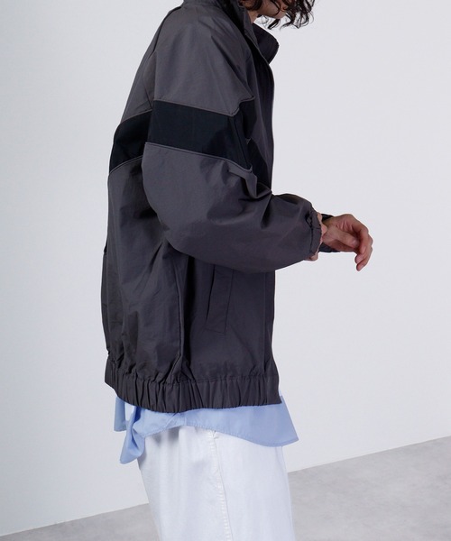 SUGGESTION(サジェッション)の「Nylon training blouson / ナイロントレーニングブルゾン unisex(ナイロンジャケット・メンズ・ライトカーキ/チャコール・L/M)」の7枚目の写真