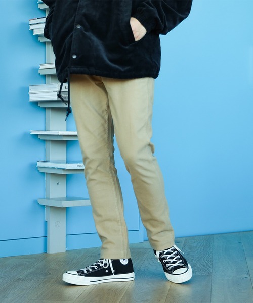 BEAMS(ビームス)の「BEAMS / モールスキン ストレッチ テーパード パンツ(チノパンツ・メンズ・ブラック/ベージュ/ネイビー/チャコールグレー・S/M/L/XL)」の3枚目の写真