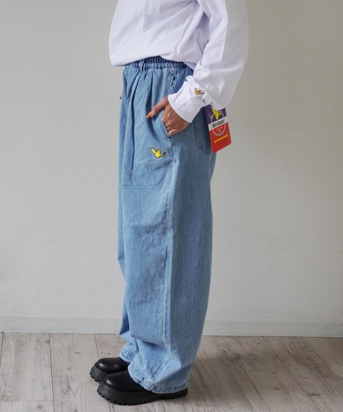 （What it isNt）ART BY MARKGONZALES（ワットイットイズント）の「【（What it isNt）ART BY MARKGONZALES / (ワットイットイズント) アートバイ マークゴンザレス 】 SKATE PANTS DENIM（デニムパンツ・メンズ・ライトブルー/ブラック系その他・L/M）」の10枚目の写真