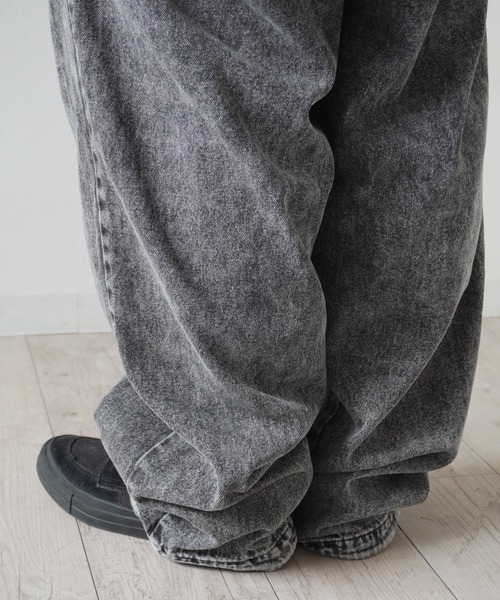 （What it isNt）ART BY MARKGONZALES（ワットイットイズント）の「【（What it isNt）ART BY MARKGONZALES / (ワットイットイズント) アートバイ マークゴンザレス 】 SKATE PANTS DENIM（デニムパンツ・メンズ・ライトブルー/ブラック系その他・L/M）」の15枚目の写真