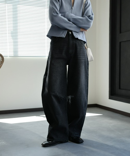 ap retro(アプレトロ)の「デニムカーブパンツ / バレルレッグデニムパンツ《動画あり》(デニムパンツ・レディース・ブラック/ネイビー/ブルー/ホワイト/グレー・FREE/LARGE)」の6枚目の写真