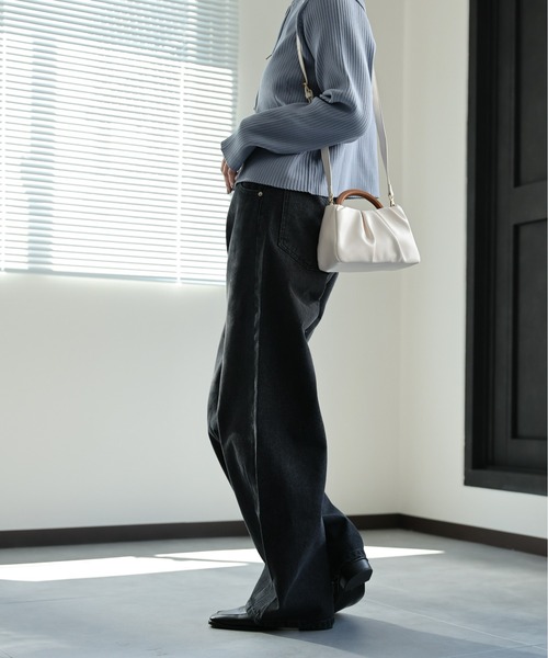 ap retro(アプレトロ)の「デニムカーブパンツ / バレルレッグデニムパンツ《動画あり》(デニムパンツ・レディース・ブラック/ネイビー/ブルー/ホワイト/グレー・FREE/LARGE)」の9枚目の写真