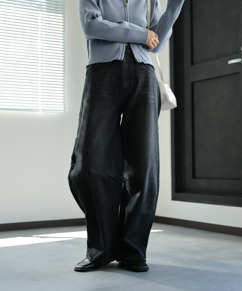 ap retro(アプレトロ)の「デニムカーブパンツ / バレルレッグデニムパンツ《動画あり》(デニムパンツ・レディース・ブラック/ネイビー/ブルー/ホワイト/グレー・FREE/LARGE)」の15枚目の写真