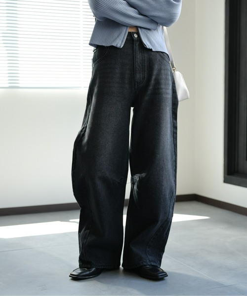 ap retro(アプレトロ)の「デニムカーブパンツ / バレルレッグデニムパンツ《動画あり》(デニムパンツ・レディース・ブラック/ネイビー/ブルー/ホワイト/グレー・FREE/LARGE)」の18枚目の写真