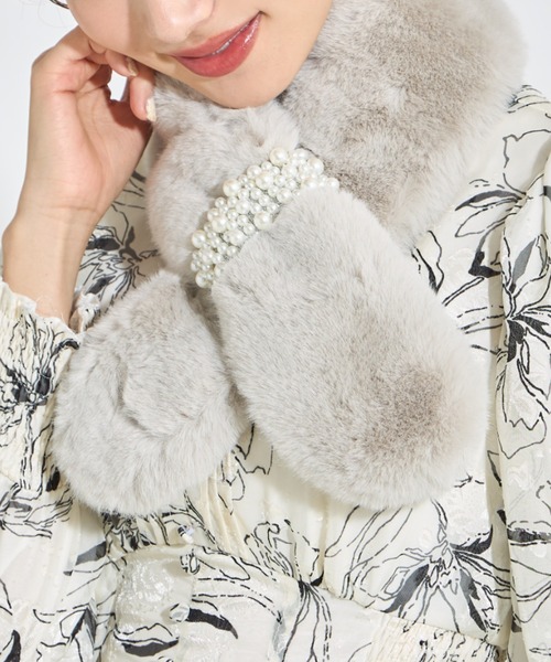 パール付きファーティペット（マフラー）｜tocco closet（トッコ