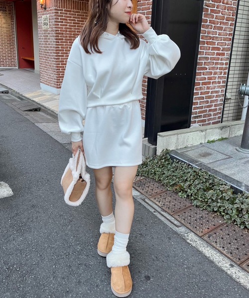 one after another NICE CLAUP(ワンアフターアナザーナイスクラップ)の「フェイクムートンサボサンダル(スリッポン・レディース・ブラック/ブラウン・SMALL/MEDIUM/LARGE)」の4枚目の写真
