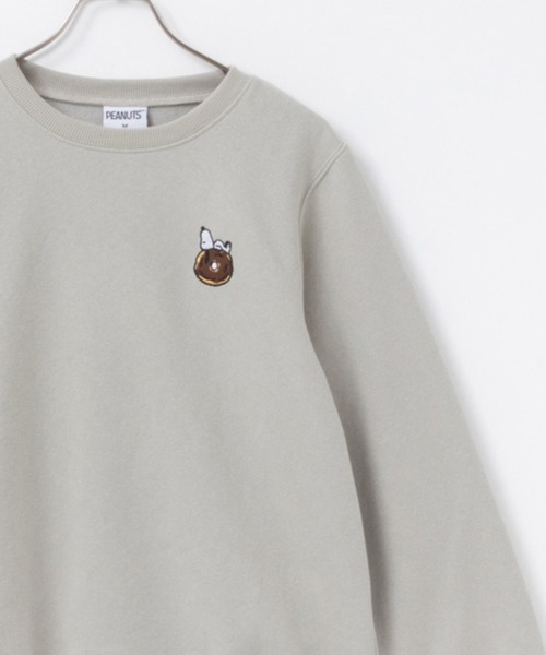 PEANUTS（ピーナッツ）の「PEANUTS SNOOPY ワンポイント刺繍トレーナー（スウェット・レディース・ミント/オートミール/チャコールグレー/アイボリー・M/L）」の4枚目の写真