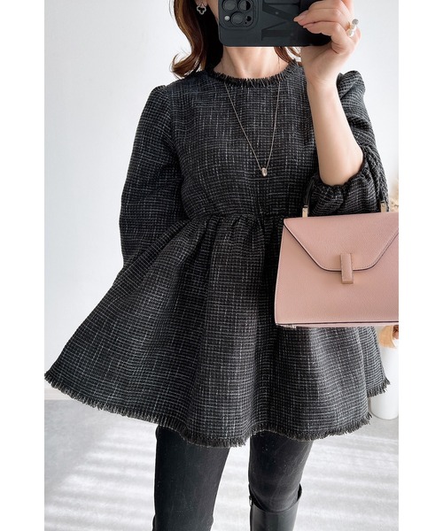 &. NOSTALGIA（アンドドットノスタルジア）の「【ZOZO限定】ツイードペプラムトップス（シャツ/ブラウス・レディース・オフホワイト/ブラック・FREE）」の12枚目の写真