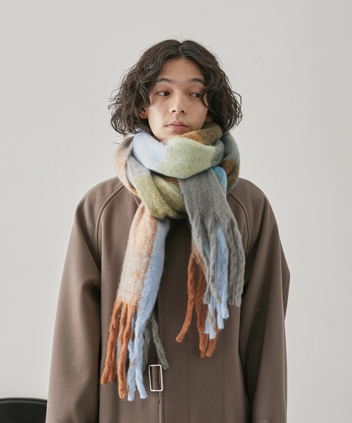 JUNRED（ジュンレッド）の「ボリュームブロックチェックマフラー（マフラー・メンズ・ブルー/オレンジ/グリーン・FREE）」の13枚目の写真