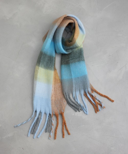 JUNRED（ジュンレッド）の「ボリュームブロックチェックマフラー（マフラー・メンズ・ブルー/オレンジ/グリーン・FREE）」の17枚目の写真