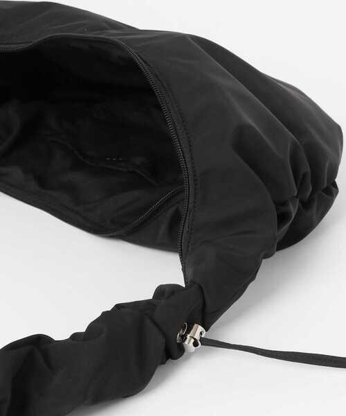 KBF（ケイビーエフ）の「ギャザードロストナイロンBAG（ショルダーバッグ・レディース・アイボリー/ブラック・ONE）」の17枚目の写真