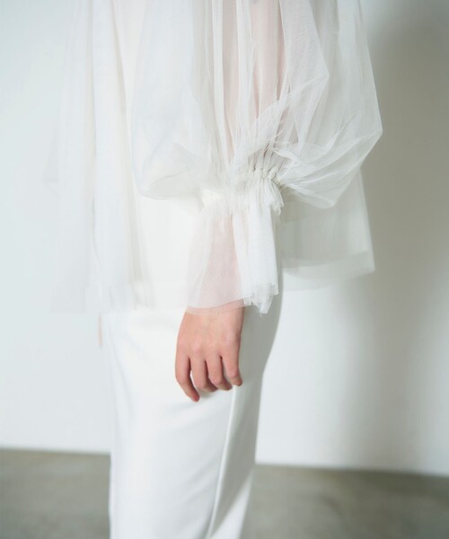 GRACE CONTINENTAL（グレースコンチネンタル）の「チュール2WAYトップ（Tシャツ/カットソー・レディース・ホワイト/ブラック・36）」の11枚目の写真