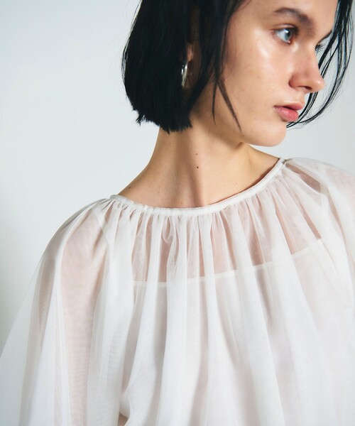 GRACE CONTINENTAL（グレースコンチネンタル）の「チュール2WAYトップ（Tシャツ/カットソー・レディース・ホワイト/ブラック・36）」の15枚目の写真