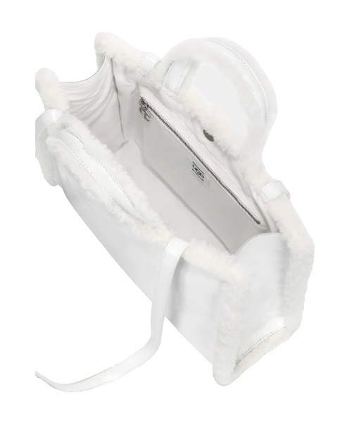 TELFAR（テルファー）の「UGG X TELFAR MEDIUM SHOPPER（ショルダーバッグ・レディース・イエロー/ブラウン/ホワイト・OS）」の15枚目の写真