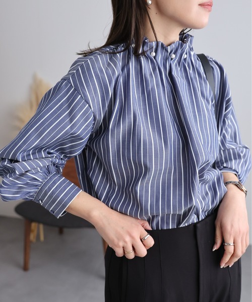 ap retro（アプレトロ）の「パールボタン付きブラウス（シャツ/ブラウス・レディース・ネイビー/ブラック/ブルー/オフホワイト・FREE）」の4枚目の写真