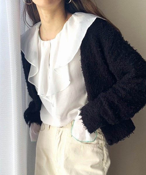 Q（キュー）の「ラッフルカラーブラウス（シャツ/ブラウス・レディース・ホワイト/ネイビー・MEDIUM）」の11枚目の写真