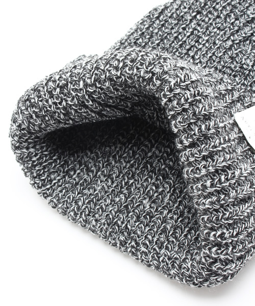 SHIPS（シップス）の「SA: 【アメリカ製】 アクリル ニット キャップ（ニットキャップ/ビーニー・メンズ・ホワイト/ブラック/グレー/チャコールグレー/オリーブ/ネイビー/ワイン・ONE SIZE）」の11枚目の写真