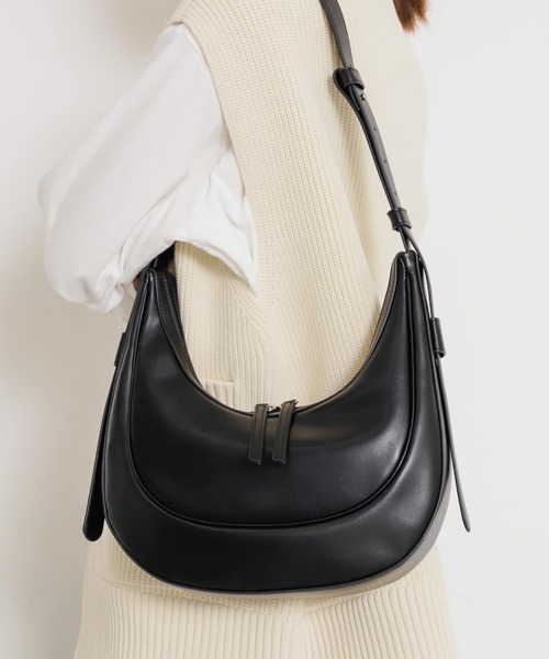 SENSE OF PLACE by URBAN RESEARCH（センスオブプレイスバイアーバンリサーチ）の「2WAYハーフムーンバッグ（ショルダーバッグ・レディース・ブラック/オフホワイト/ブラウン・ONE）」の8枚目の写真