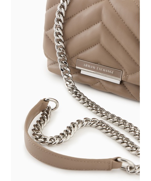 ARMANI EXCHANGE(アルマーニエクスチェンジ)の「【A|X アルマーニ エクスチェンジ】キルティング チェーンミニショルダーバッグ(ショルダーバッグ・レディース・ブラック/ダークベージュ・FREE)」の6枚目の写真