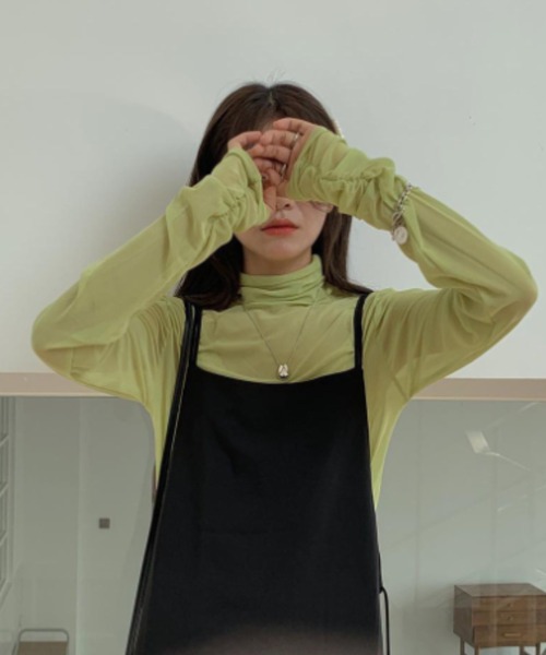 Per sist ence（パーシエンス）の「シアーメロウハイネックカットソー/袖ギャザーデザイン（Tシャツ/カットソー・レディース・ホワイト/ピンク/ブラック/ブルーグレー/ライトグリーン・FREE）」の19枚目の写真