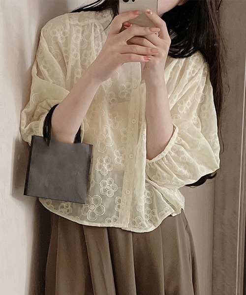 Miniministore(ミニミニストア)の「花柄刺しゅうレース ブラウス レディース(シャツ/ブラウス・レディース・ベージュ・FREE)」の3枚目の写真