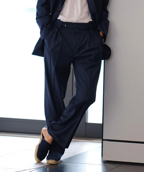 EDIFICE LA BOUCLE(エディフィスラブークル)の「【LA BOUCLE / ラブ―クル】REDA ACTIVE トロピカル サイドアジャストパンツ(スラックス・メンズ・ブラウン/ネイビー・MEDIUM/LARGE)」の2枚目の写真