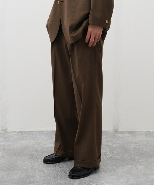 EDIFICE LA BOUCLE(エディフィスラブークル)の「【LA BOUCLE / ラブ―クル】REDA ACTIVE トロピカル サイドアジャストパンツ(スラックス・メンズ・ブラウン/ネイビー・MEDIUM/LARGE)」の1枚目の写真