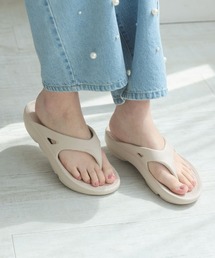 エアリートングサンダル