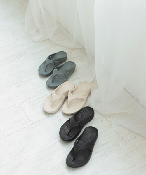 DONOBAN（ドノバン）の「エアリートングサンダル（サンダル・レディース・アイボリー/グレー/ブラック・L/M）」の18枚目の写真