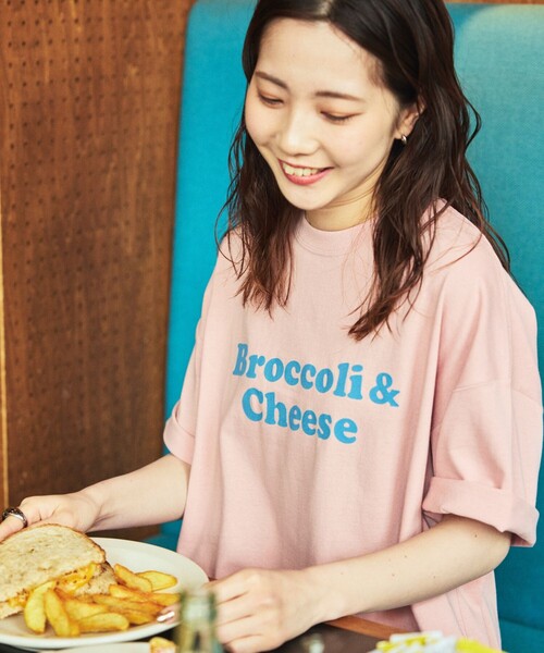 FREAK'S STORE（フリークスストア）の「限定展開 Relax Fit リラックスフィット フロントプリント クルーネック Tシャツ/Diner Menu Assortment（Tシャツ/カットソー・メンズ・アッシュグレー/ネイビー/ブラック系4/ブラック系5/ブラック系2/ブラック系3/ホワイト系9/ブラック系1/ホワイト系7/ホワイト系8/ホワイト系5/ホワイト系6/ホワイト系3/ホワイト系4/ホワイト系1/ホワイト系2/イエロー/ピンク系その他/サックスブルー/ピンク・SMALL/MEDIUM/LARGE）」の20枚目の写真