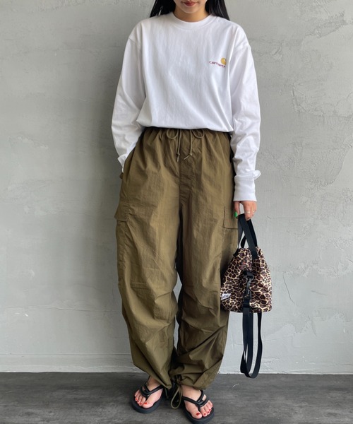 Carhartt WIP（カーハートダブリューアイピー）の「[carhartt WIP/カーハートダブリューアイピー] AMERICAN SCRIPT ワンポイント刺繍ロゴ ロングスリーブTシャツ（Tシャツ/カットソー・レディース・ブラック/ホワイト・XS/S/M/L/XL）」の12枚目の写真