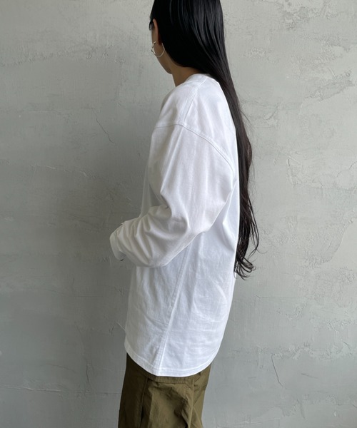 Carhartt WIP（カーハートダブリューアイピー）の「[carhartt WIP/カーハートダブリューアイピー] AMERICAN SCRIPT ワンポイント刺繍ロゴ ロングスリーブTシャツ（Tシャツ/カットソー・レディース・ブラック/ホワイト・XS/S/M/L/XL）」の18枚目の写真