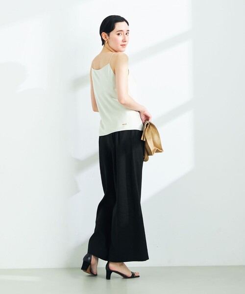 NOLLEY’S（ノーリーズ）の「オトナサテン2WAYキャミソール（キャミソール・レディース・ブラック/ホワイト/ベージュ・38）」の15枚目の写真