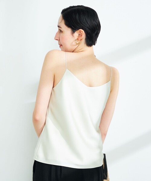 NOLLEY’S（ノーリーズ）の「オトナサテン2WAYキャミソール（キャミソール・レディース・ブラック/ホワイト/ベージュ・38）」の20枚目の写真