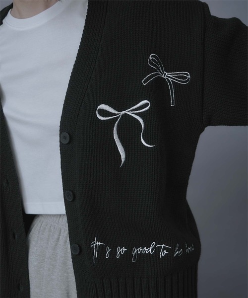 【お値下げ済・美品】herlipto カーディガン ネイビー Vネック 刺繍ロゴ セール】リボン刺繍Vネックカーディガン（カーディガン/ボレロ