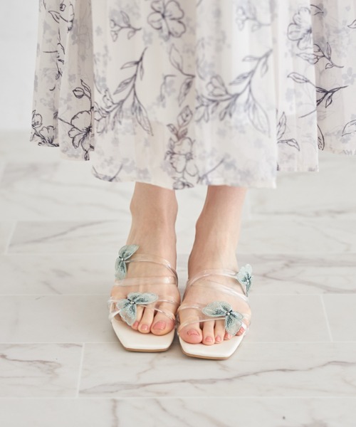 tocco closet（トッコ　クローゼット）の「パピヨンモチーフ付きサンダル（サンダル・レディース・ブラック/ベージュ・M/L/LL/S）」の4枚目の写真