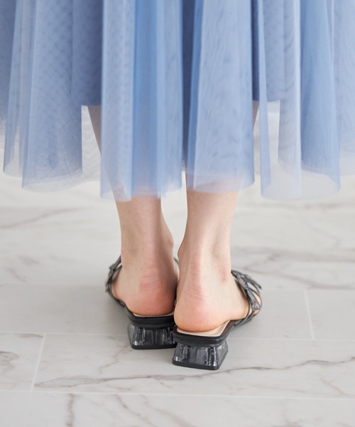 tocco closet（トッコ　クローゼット）の「パピヨンモチーフ付きサンダル（サンダル・レディース・ブラック/ベージュ・M/L/LL/S）」の11枚目の写真