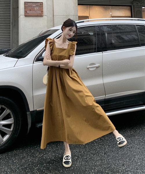 LUGG NAGG(ラグナグ)の「バックリボンフリルショルダーマキシワンピース(ワンピース・レディース・ベージュ/オリーブ系・S/M/L)」の10枚目の写真