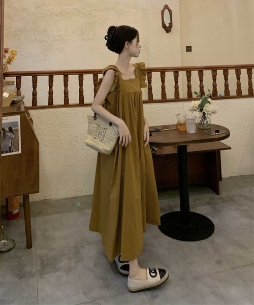 LUGG NAGG(ラグナグ)の「バックリボンフリルショルダーマキシワンピース(ワンピース・レディース・ベージュ/オリーブ系・S/M/L)」の9枚目の写真