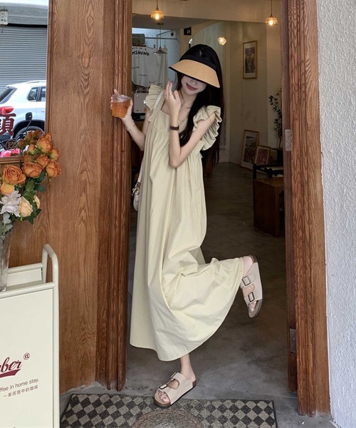 LUGG NAGG(ラグナグ)の「バックリボンフリルショルダーマキシワンピース(ワンピース・レディース・ベージュ/オリーブ系・S/M/L)」の3枚目の写真