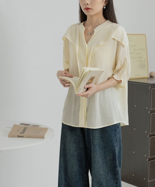 MAISON DE THERESE(メゾン ド テレーズ)の「Vネック半袖シャツ(Tシャツ/カットソー・レディース・ライトイエロー・S/M/L)」の12枚目の写真